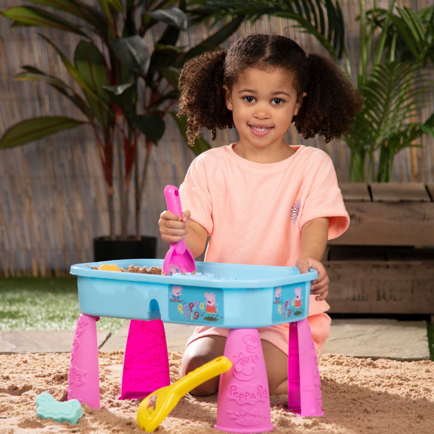Peppa Pig Sand & Water Table - Includes Spade, Rake & Sand Moulds
